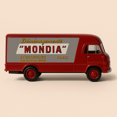 Camion Berliet GBK 6 rouge et gris Déménagements MONDIA - Image haute qualité