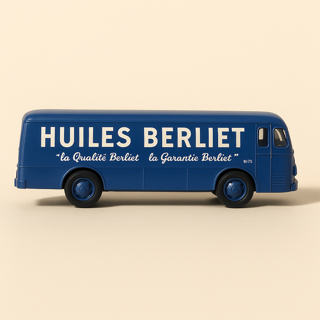 Camion Berliet PLK 8 bleu Huiles BERLIET (avec blister mais sans le carton)