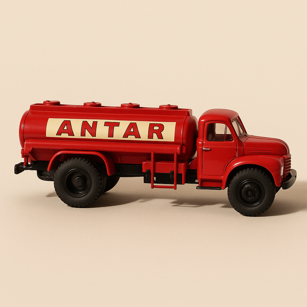 Cysterna Berliet GLR 8R czerwona ANTAR - kolekcja Hachette