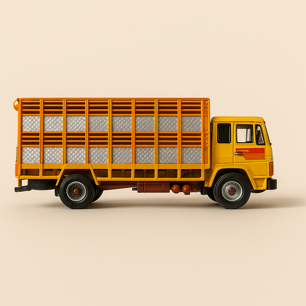 Camion Berliet GR 320 Bétaillère orange et grise transports de bestiaux - collection Hachette