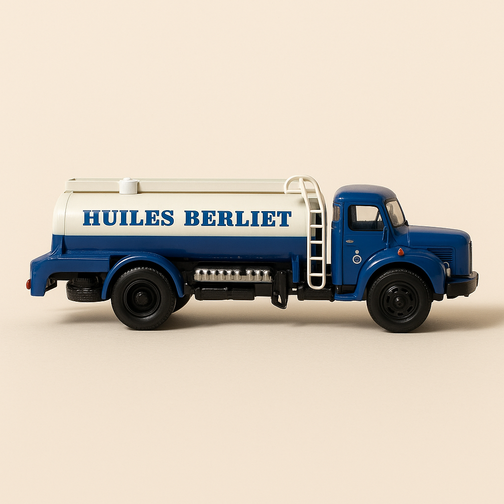 Cysterna ciężarowa Berliet GLR8 M2 cysterna olejów Berliet - kolekcja Hachette