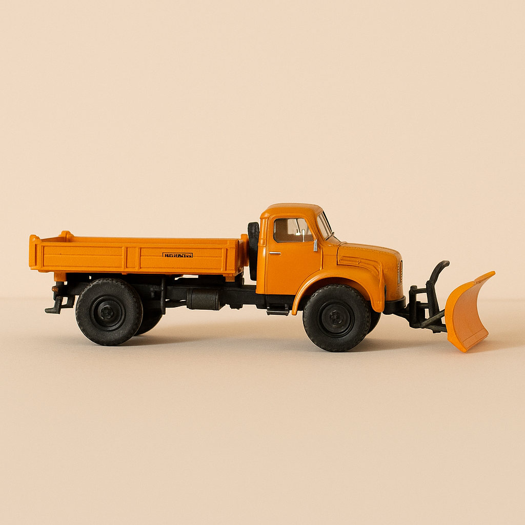 Camion chasse-neige Berliet L 64.6 M3 4x4 orange - Collection Hachette