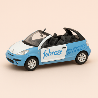Citroën C3 Pluriel blanche et bleue Febrèze du tour de France de 2004 - Image haute qualité
