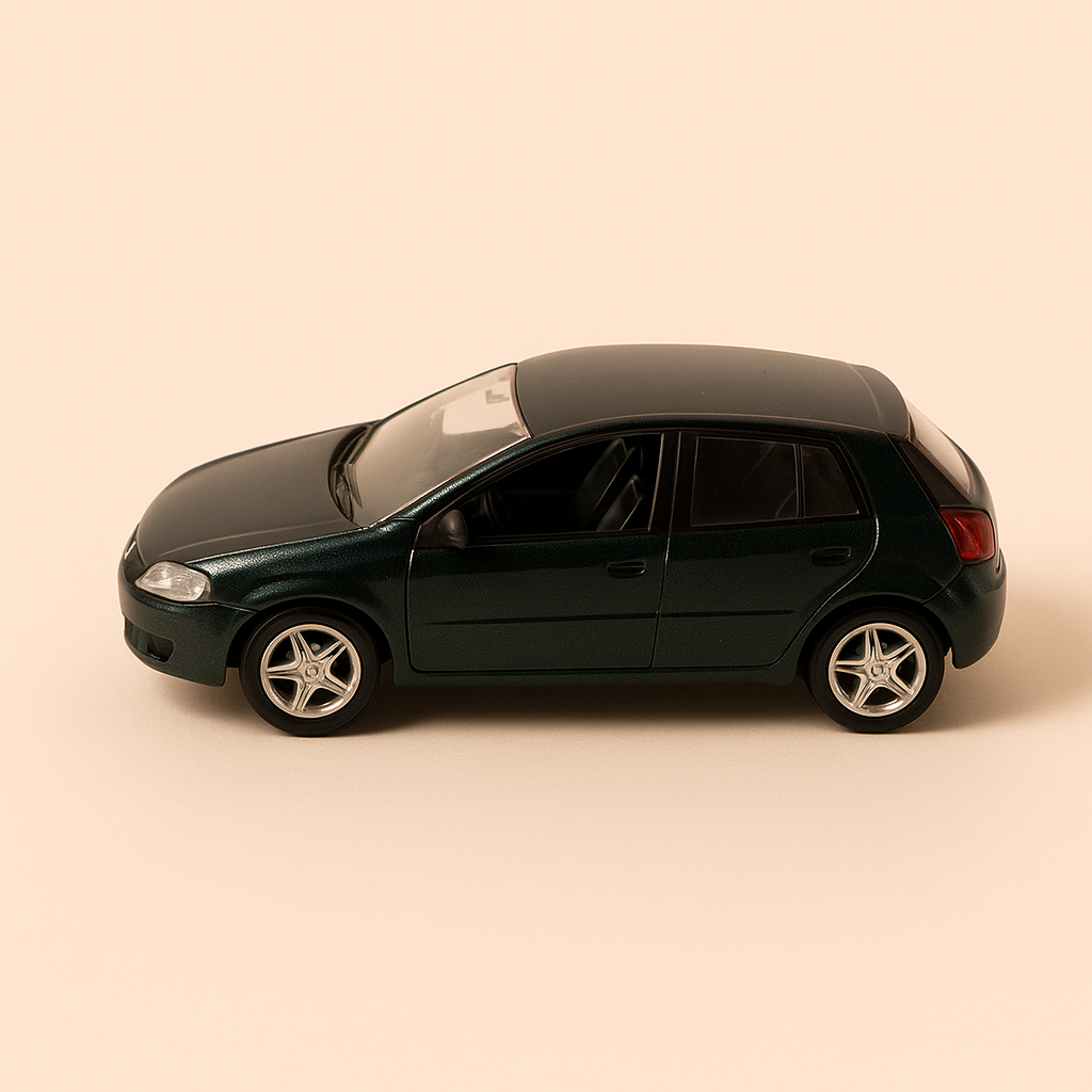 Fiat Stilo verte foncée - Image haute qualité