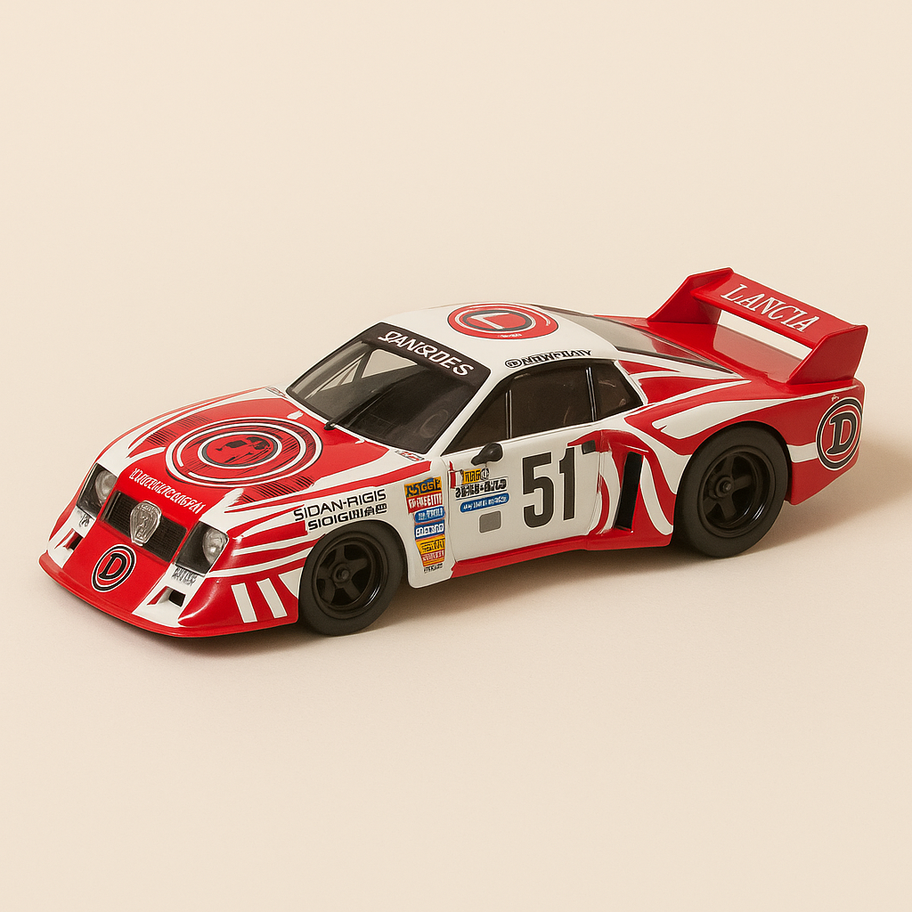 Lancia Beta rouge et blanche numéro 51 - 24 heures du Mans de 1980