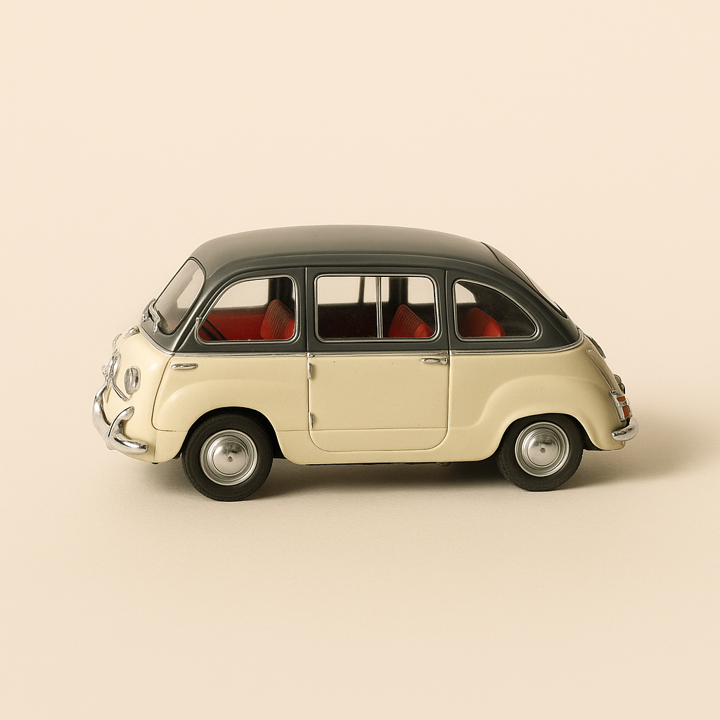 Fiat 600 Multipla blanc et toit gris fabrication GIOCHER