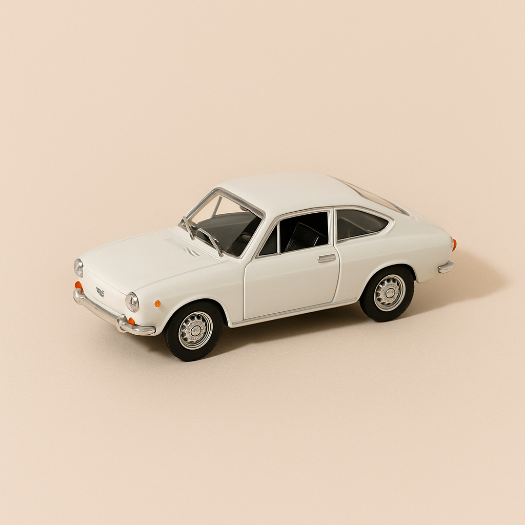 Fiat 850 coupé blanche de 1965 - fabrication par PROGETTO K Automodelli référence PK 280A
