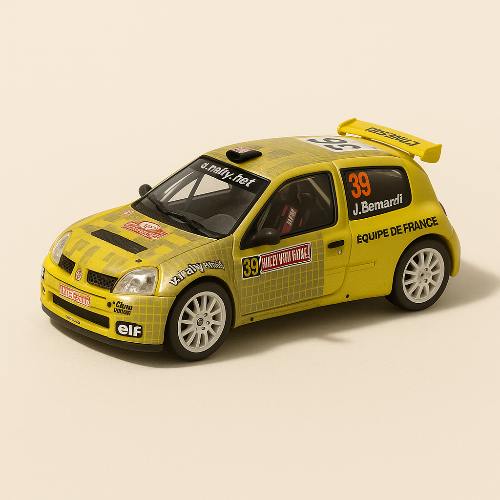 Renault Clio S 1600 jaune et grise numéro 39 - Rallye de Monté-Carlo de 2004 - Image haute qualité