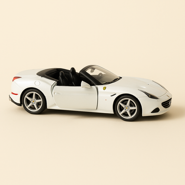 Ferrari California T blanche de 2014 - BURAGO (échelle: 1/24ème) - Image haute qualité