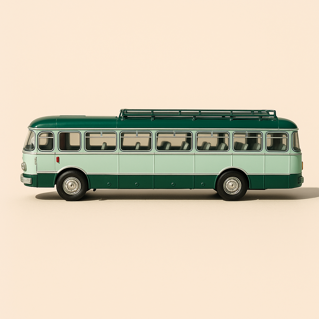 Bus SAVIEM Sc1 de 1964 vert et vert - NOREV + RENAULT (échelle: 1/43ème)