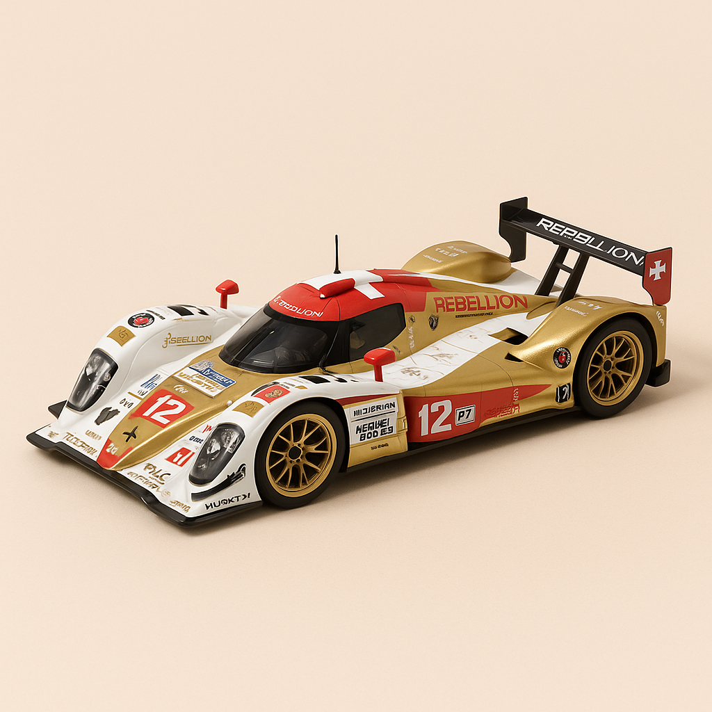 Lola B10/60 Coupe biały, czerwony i złoty numer 12 - 24 godziny Le Mans 2010