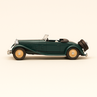 Photo professionnelle de la voiture miniature Delage D8 Cabriolet Verte Foncee - Image clean haute qualité