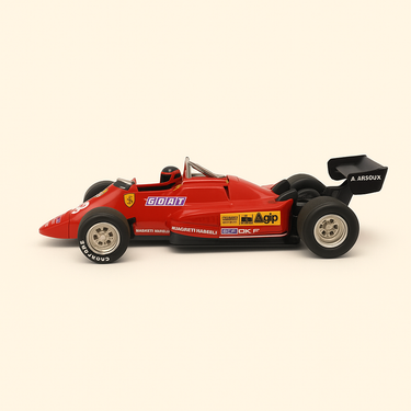 Photo professionnelle de la voiture miniature Ferrari 126 Ca F1 Rouge Numero 28 Formule 1 - Image clean haute qualité