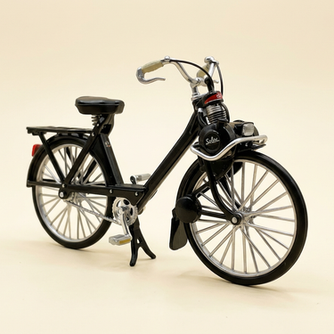 Voiture miniature - Solex S 3800 noir de 1966 (échelle 1/18ème)