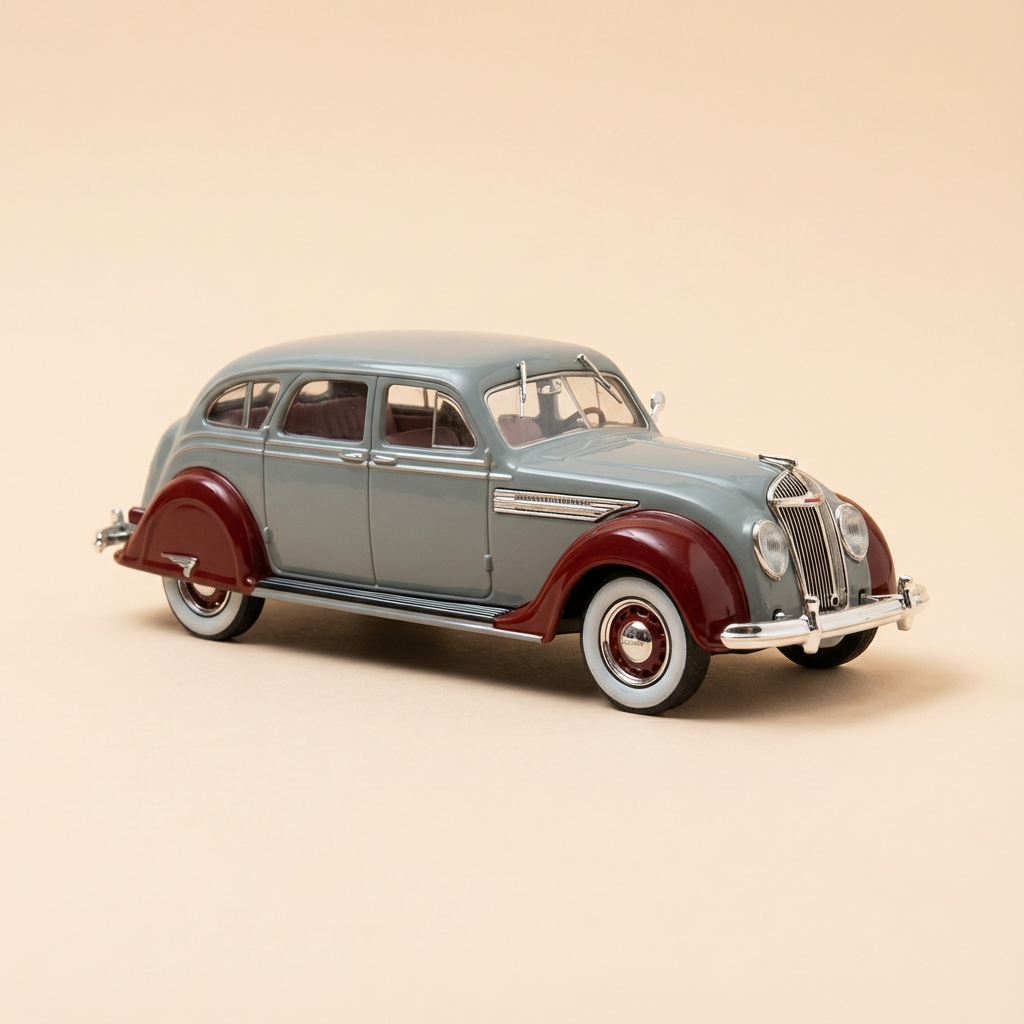 Chrysler Airflow Cinza e Bordeaux - La Nationale 7 - A Estrada Azul