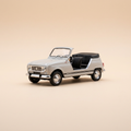 Voiture miniature - Renault R4 Plein-Air beige de 1968 (voiture rajoutée sur un socle)