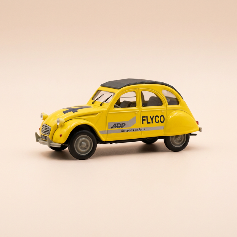 Citroën 2 CV 6 gialla e tetto nero FLYCO ADP - Aeroporti di Parigi - Norev