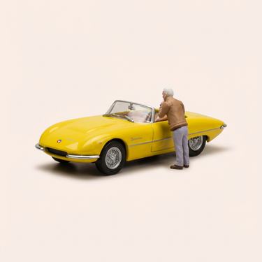 Voiture miniature - Voiture jaune Vaillante Ipharra (Album Le huitième pilote) - Bande Dessinée Michel Vaillant