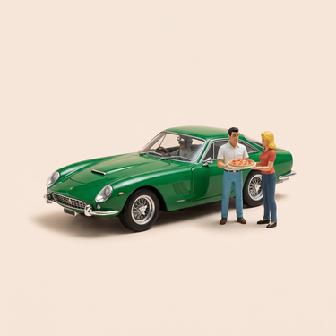 Voiture miniature - Voiture verte avec liserets bleux et blancs numéro E1 Vaillante Sport E (le circuit de la peur) - Bande Dessinée Michel Vaillant