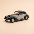 Voiture miniature - Lancia Astura grise et noire de 1935 - Solido référence 4169