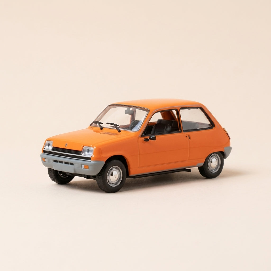 Renault 5 orange