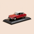 Voiture miniature - Citroën DS 19 rouge et toit blanc de 1966 (sous blister)