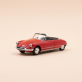 Voiture miniature - Citroën DS 19 décapotable rouge de 1961 (sous blister)