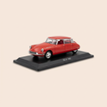 Voiture miniature - Citroën DS 19 rouge et toit noir de 1962 (sous blister)