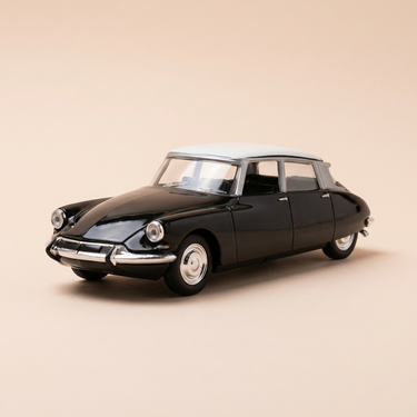 Voiture miniature - Citroën DS 19 noire et toit blanc - Del Prado