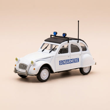 Voiture miniature - Citroën 2 CV 6 blanche GENDARMERIE - Norev (sous blister)