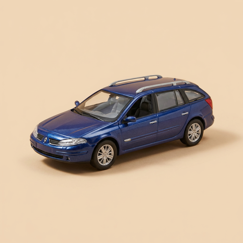 Renault Laguna niebieska ciemna z 2005 - Universal Hobbies (pudełko prostokątne)