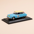 Voiture miniature - Citroën ID 19 bleue claire et toit beige numéro 28 - rallye Liège-Sofia-Liège de 1962
