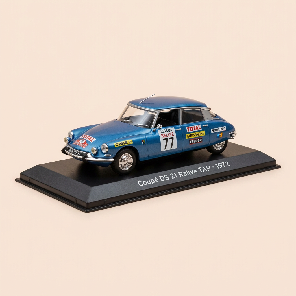 Citroën DS 21 coupé bleue claire numéro 77 - Rallye TAP (rallye du Portugal) de 1972