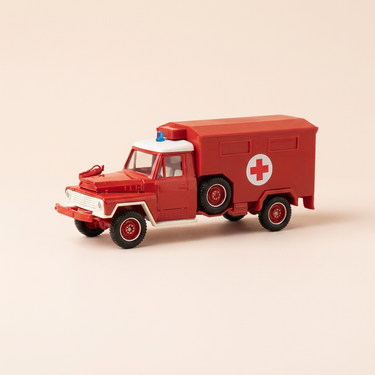 Voiture miniature - Camion ACMAT VLRA  rouge ambulance de POMPIERS - Solido référence 2189