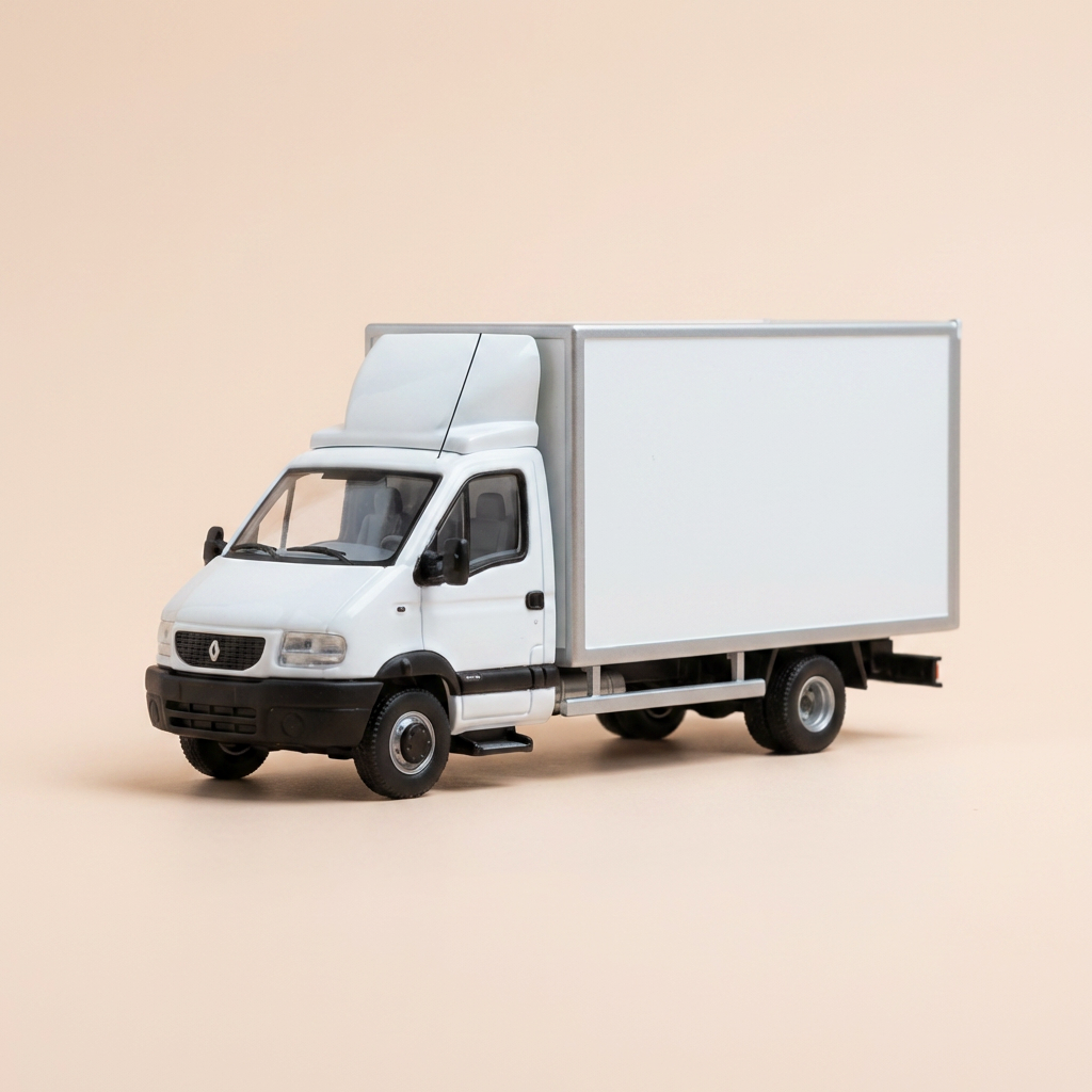 Biały camion Renault model Mascott - NOREV