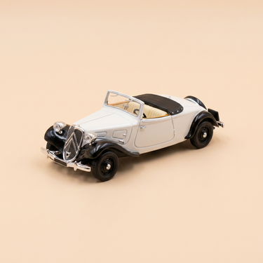 Voiture miniature - Citroën traction Roadster blanche (blanc cassé) et noire de 1939
