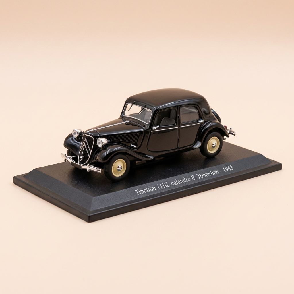 Citroën traction 11BL noire de 1948 - calandre E. Tonneline