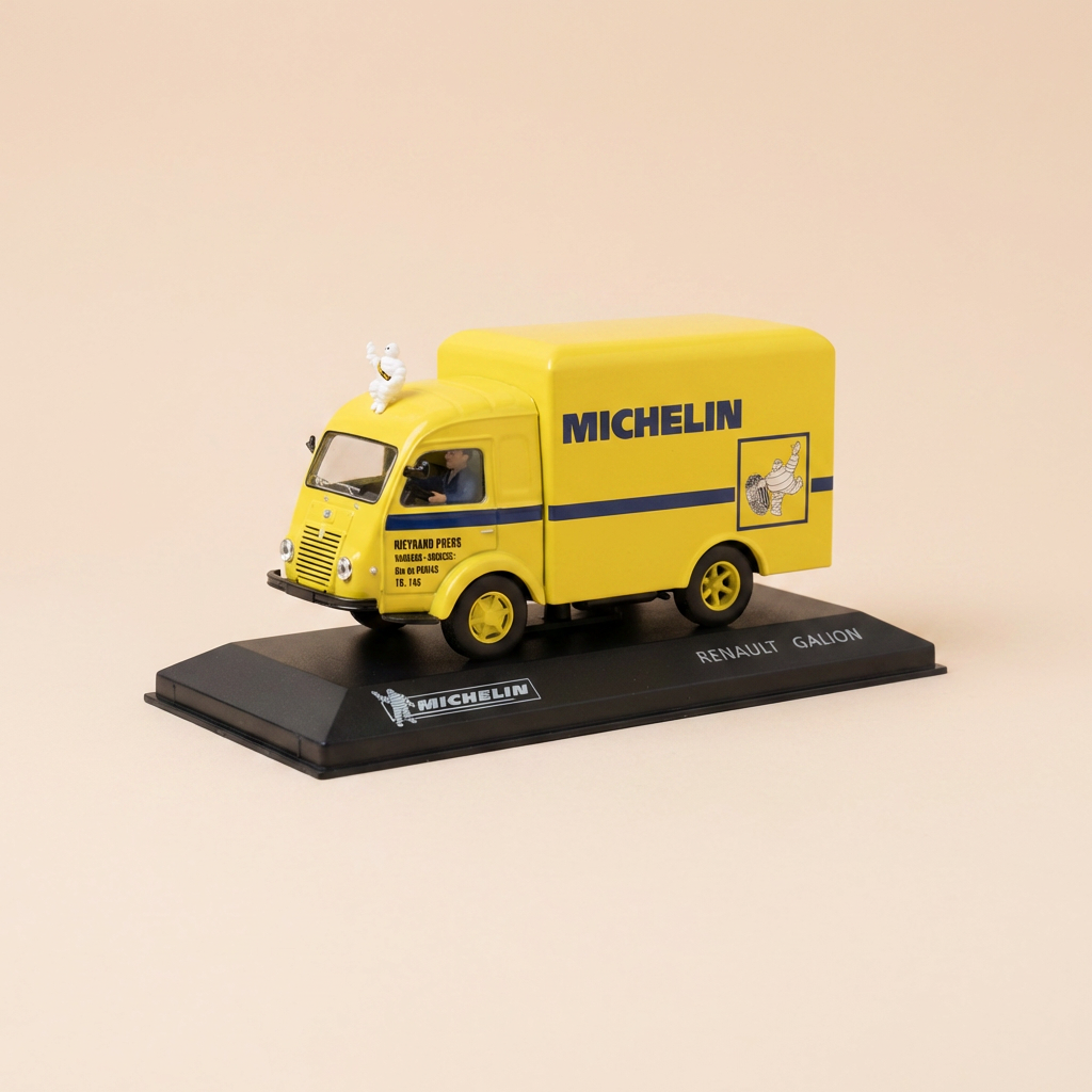 Renault Galion żółty Michelin (pudełko plexi)
