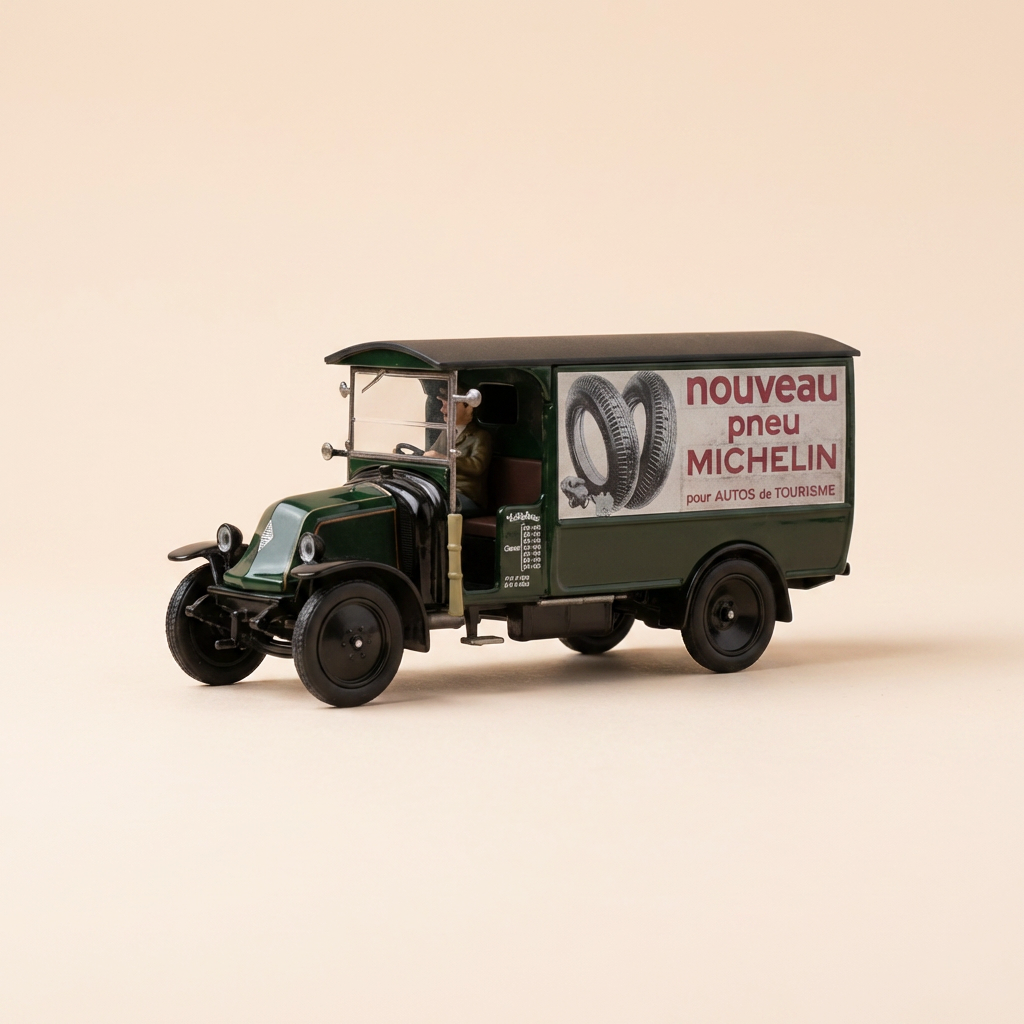 Camionete Renault Coberta Verde Escura Michelin de 1925 (caixa de plexiglass)