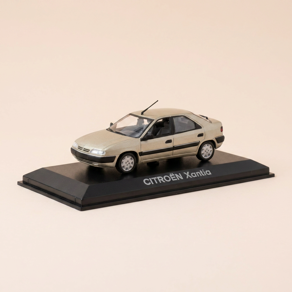 Citroën Xantia lichtbruin? - NOREV