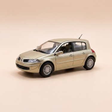 Voiture miniature - Renault Mégane berline couleur marron (poivre) de 2006 - ELIGOR - coffret boite rectangle (boite N°1)