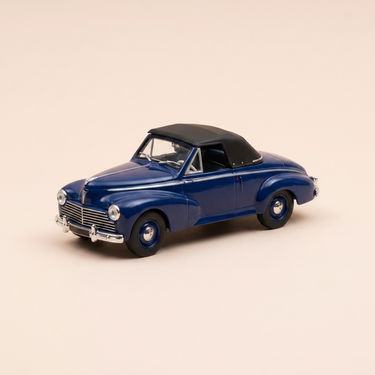 Voiture miniature - Peugeot 203 bleue foncée et toit noir - NOREV