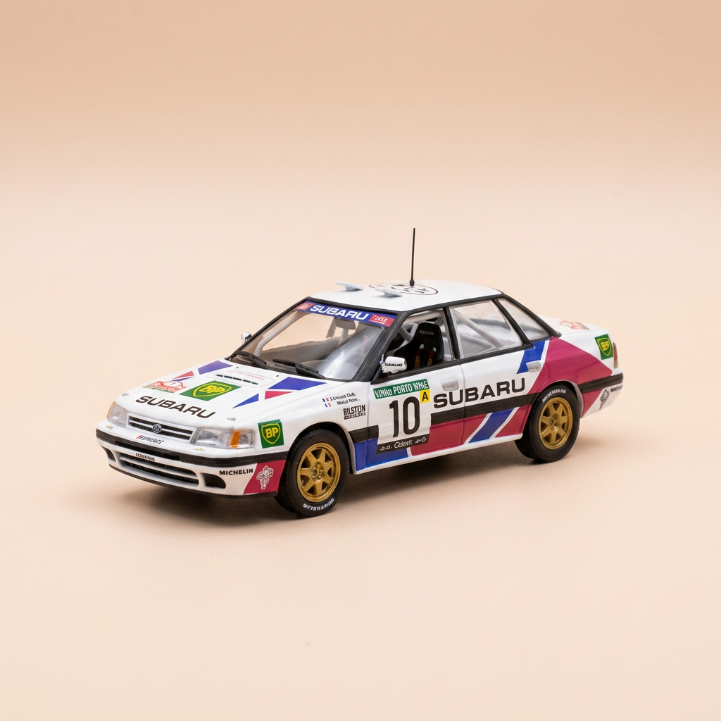 Subaru Legacy RS w kolorze białym, niebieskim i bordowym numer 10 - Rajd Portugalii 1991
