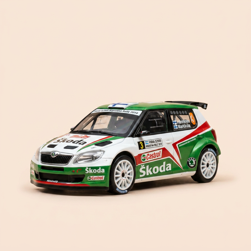 Skoda Fabia S2000 biała, zielona i czerwona numer 3 - rajd Argentyny 2010