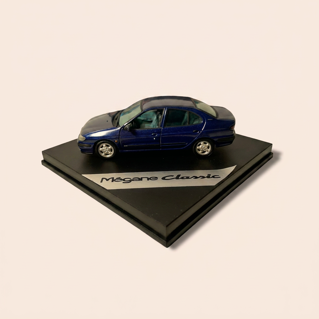 Renault Mégane Classic bleue foncée - VITESSE (coffret boite carrée)