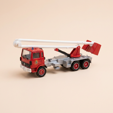 Voiture miniature - Renault camion nacelle rouge et gris de POMPIERS - SOLIDO référence 3172