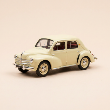 Voiture miniature - Renault 4 CV beige de 1950 (grande boite plexi)