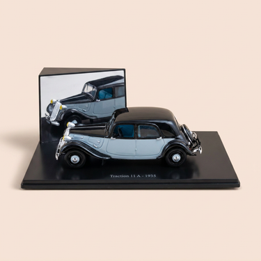 Voiture miniature - Citroën Traction 11A noire et bleue de 1935 (boite plexi)