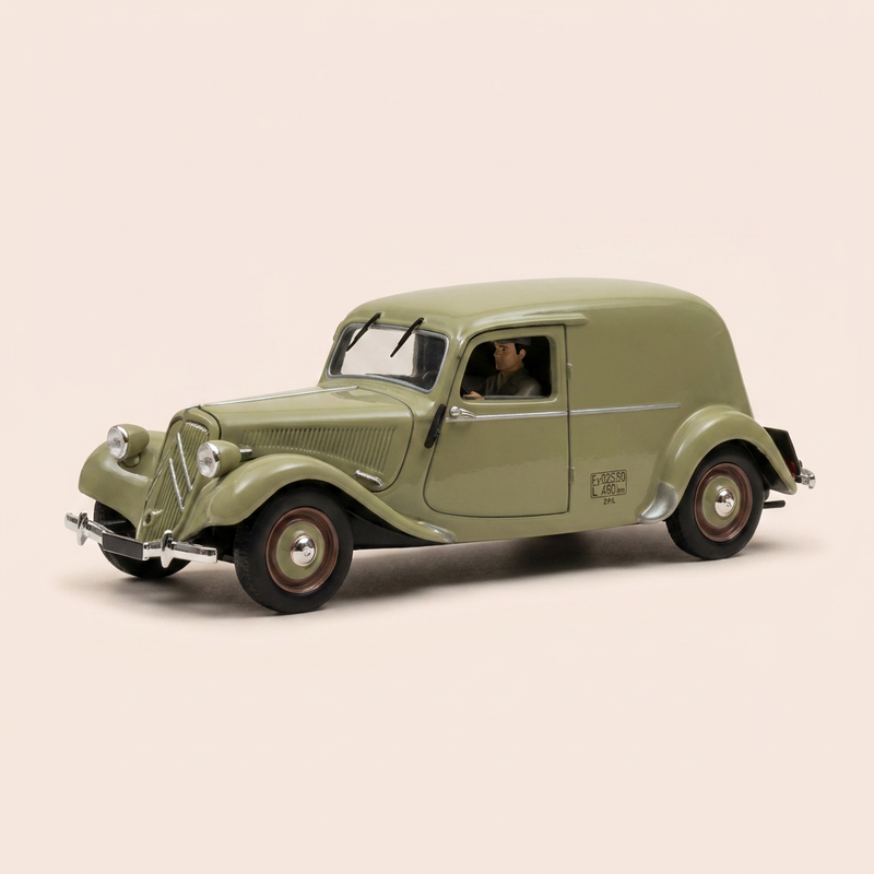 Citroën Traction-Avant 11 BL Danish Van Brown from 1950 (Plexi Box)