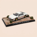 Voiture miniature - Lotus Esprit Turbo blanche et liserets rouges - JAMES BOND - RIEN QUE POUR VOS YEUX - (For your eyes only)